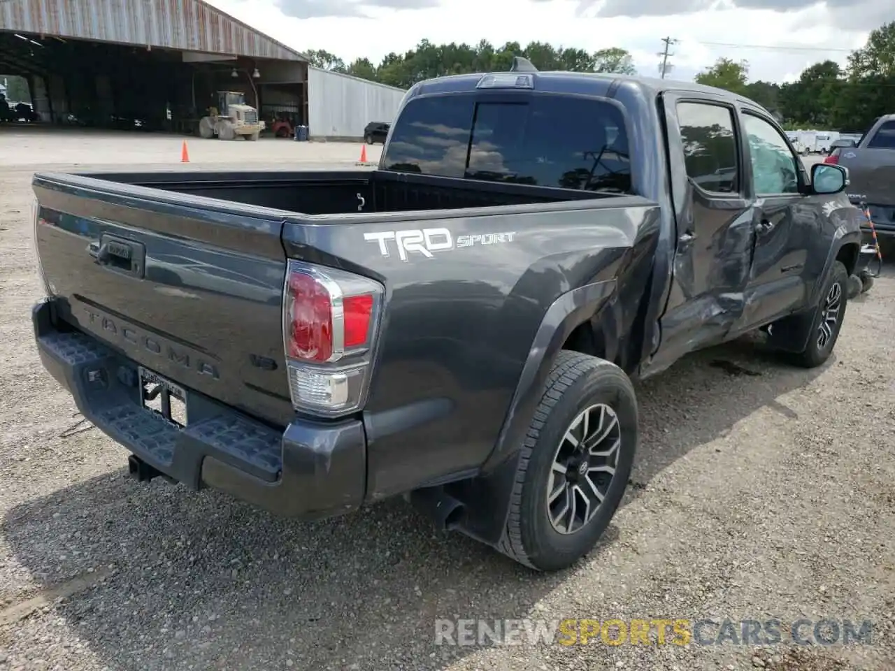 4 Photograph of a damaged car 3TMAZ5CN9LM134828 TOYOTA TACOMA 2020