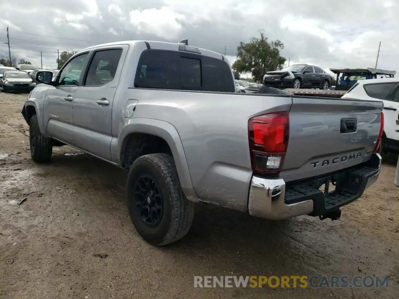 3 Photograph of a damaged car 3TMAZ5CN9LM135493 TOYOTA TACOMA 2020