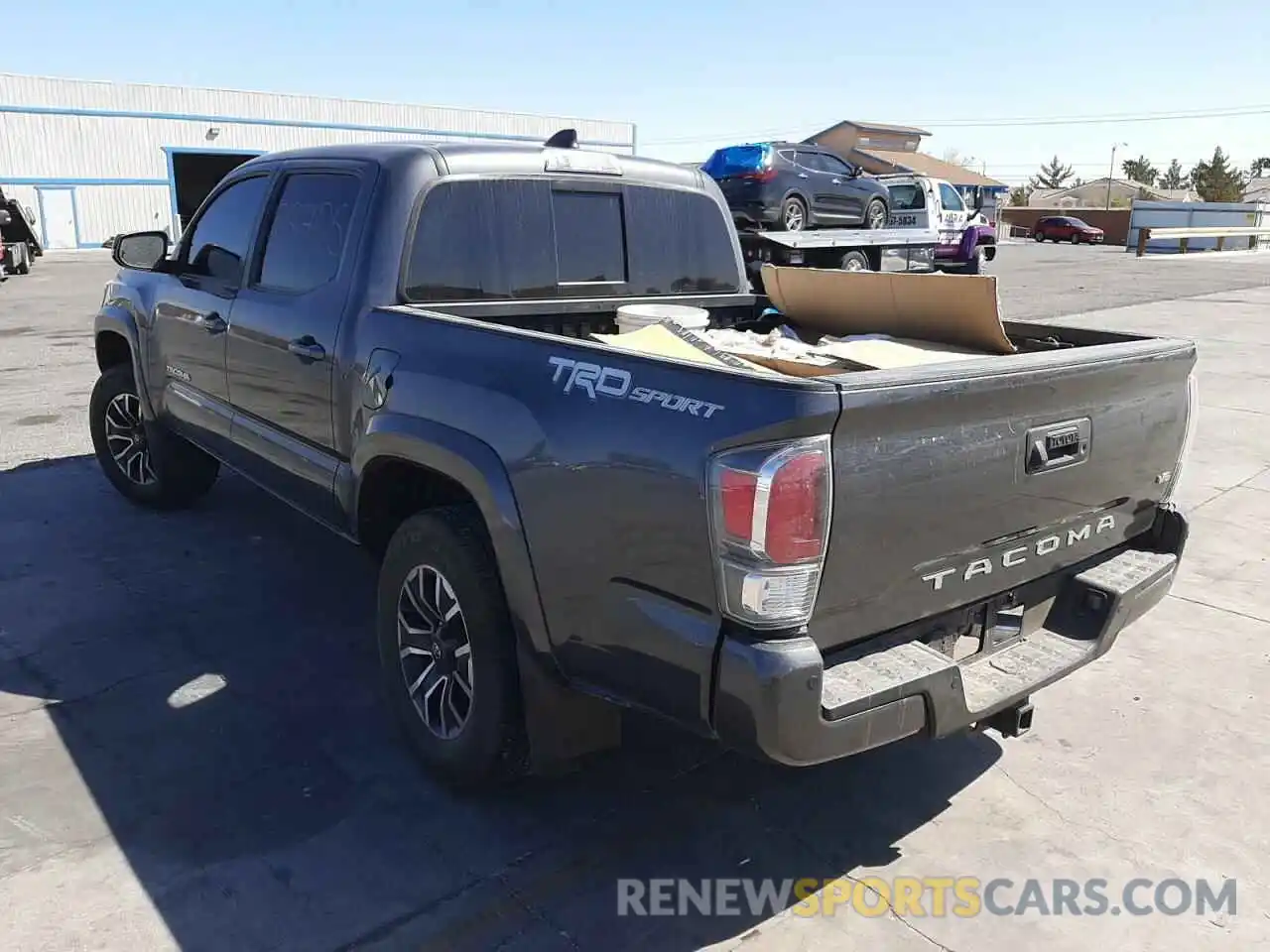 3 Photograph of a damaged car 3TMAZ5CN9LM135588 TOYOTA TACOMA 2020