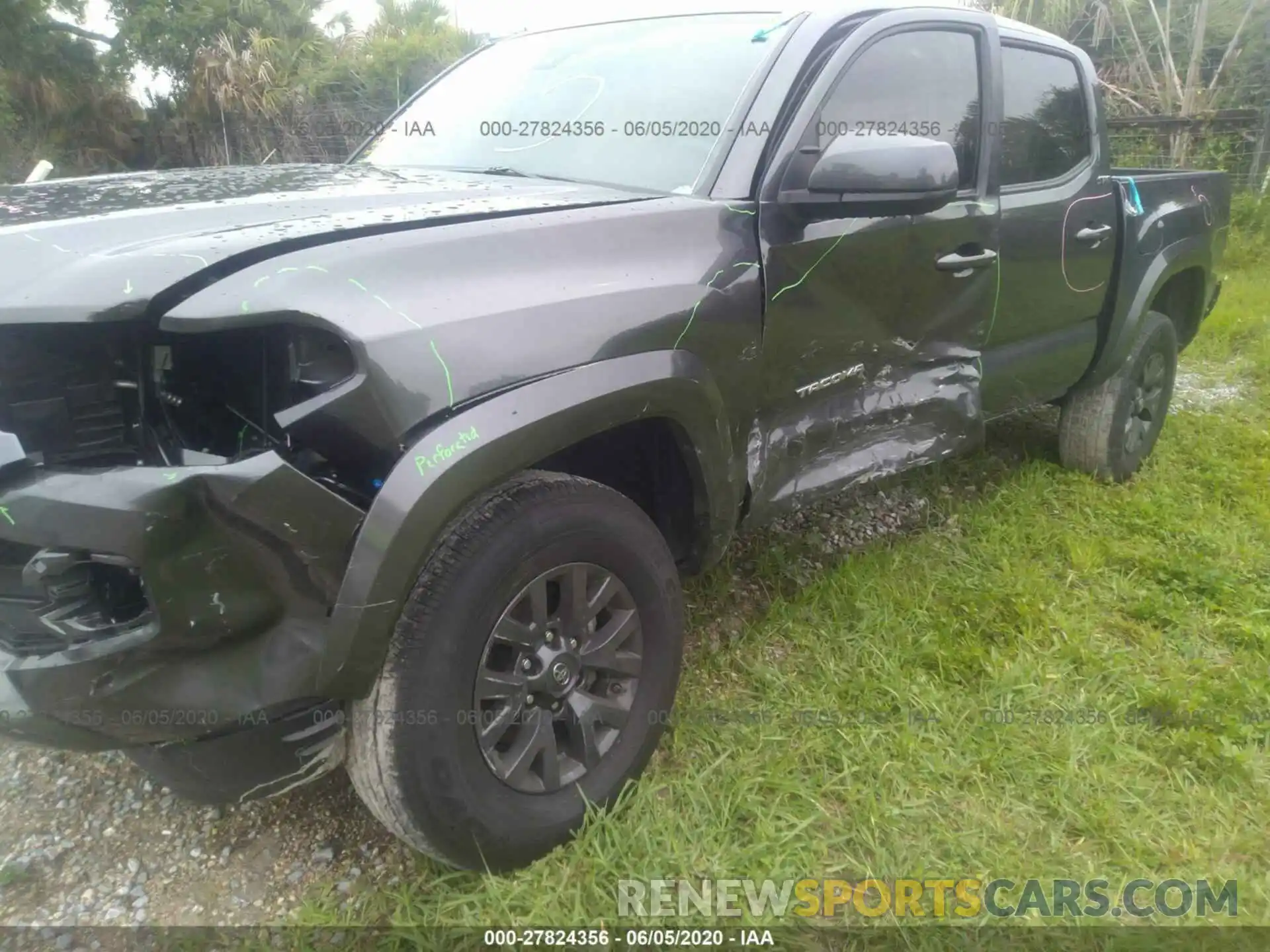 6 Photograph of a damaged car 3TMAZ5CNXLM115463 TOYOTA TACOMA 2020