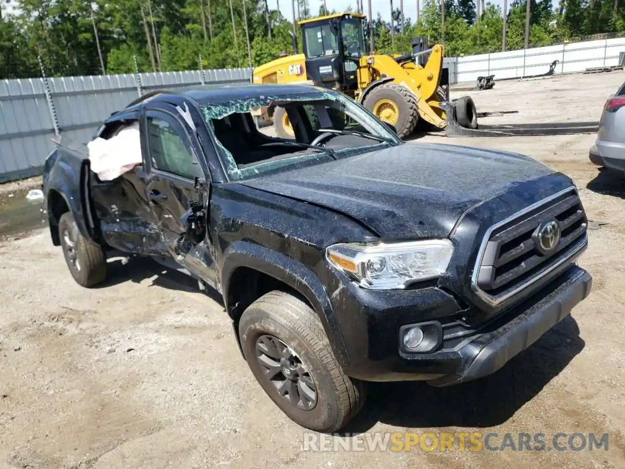 1 Фотография поврежденного автомобиля 3TMAZ5CNXLM116936 TOYOTA TACOMA 2020