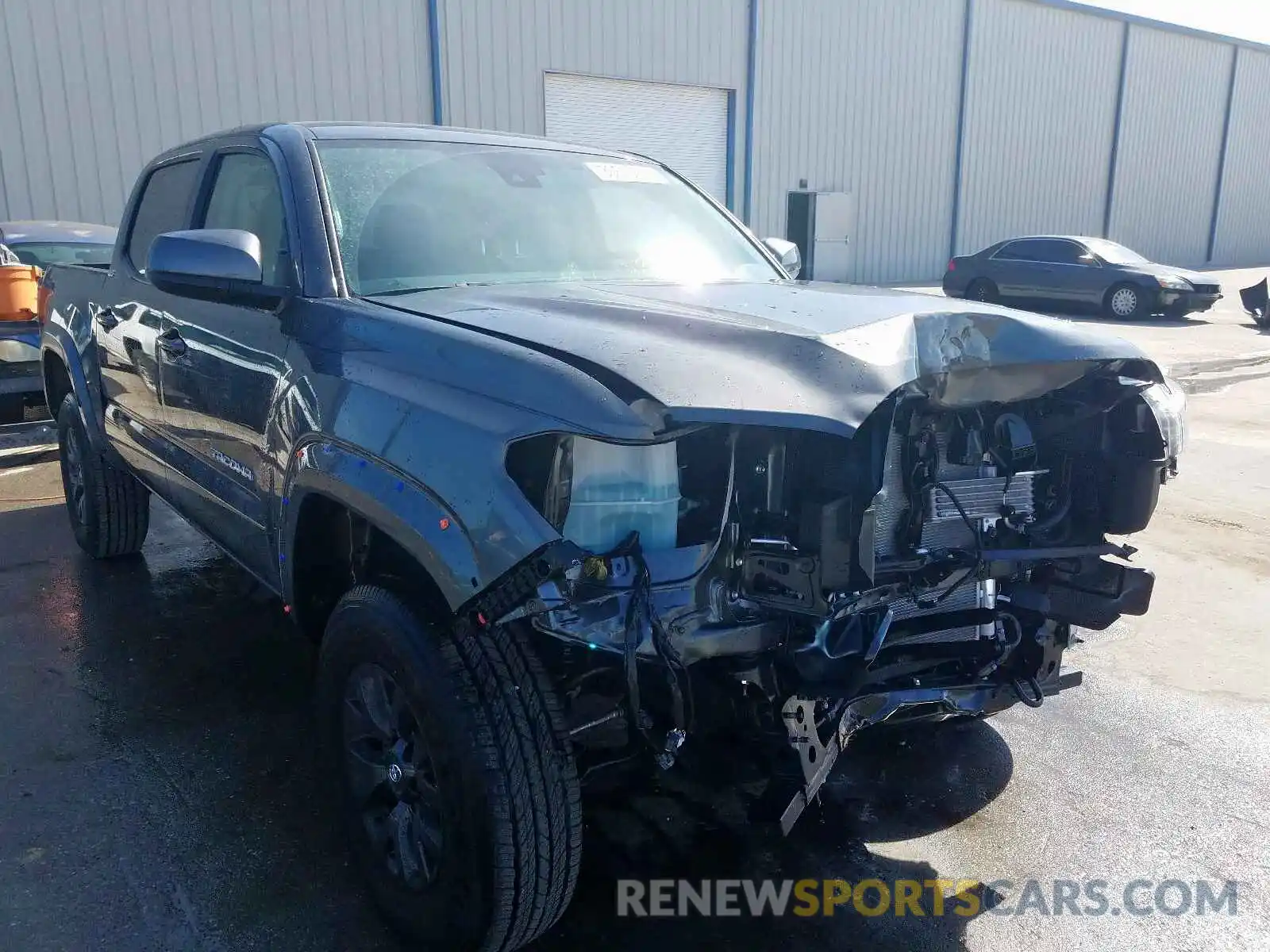 1 Photograph of a damaged car 3TMAZ5CNXLM122770 TOYOTA TACOMA 2020