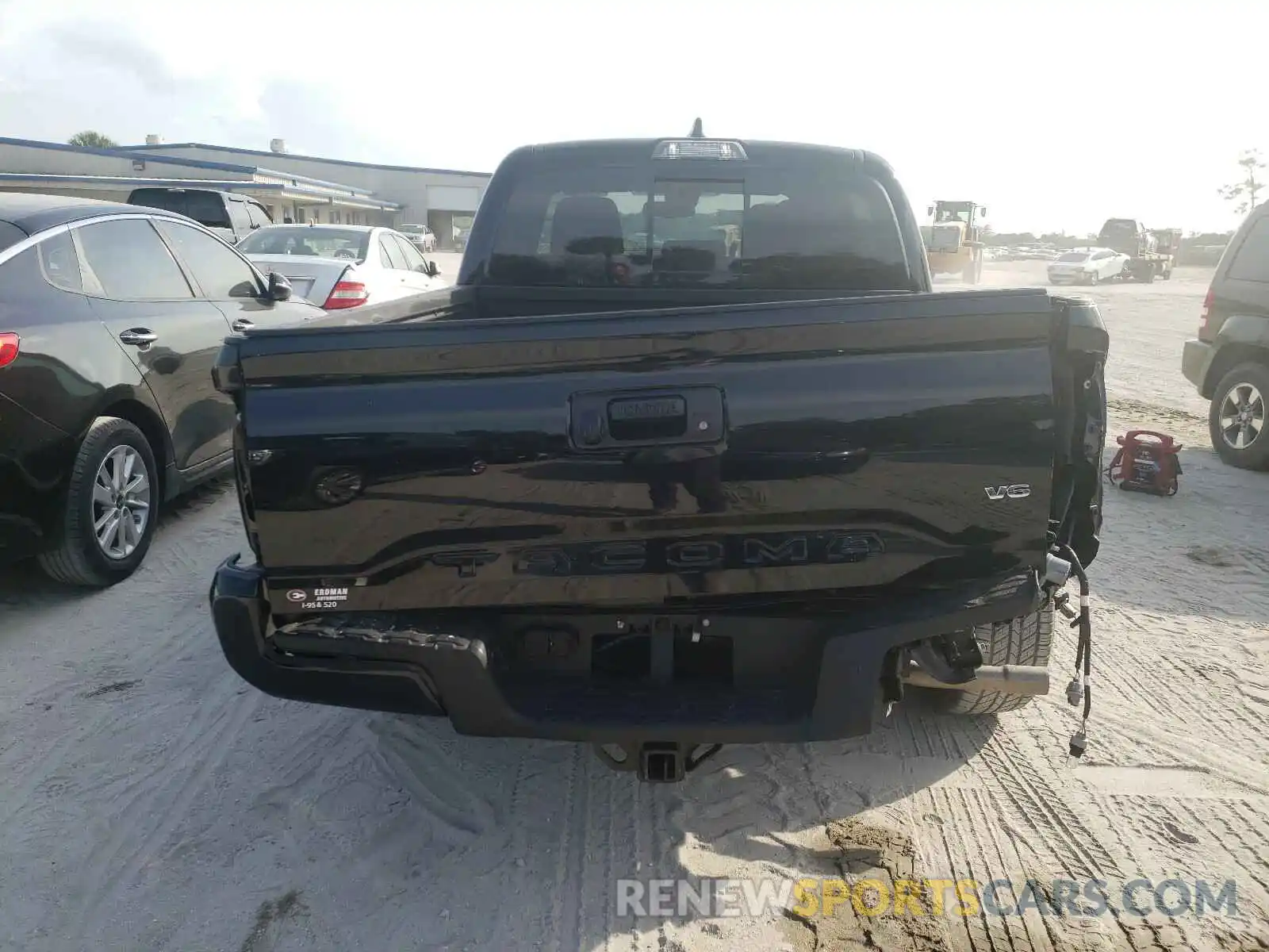 9 Фотография поврежденного автомобиля 3TMAZ5CNXLM123353 TOYOTA TACOMA 2020