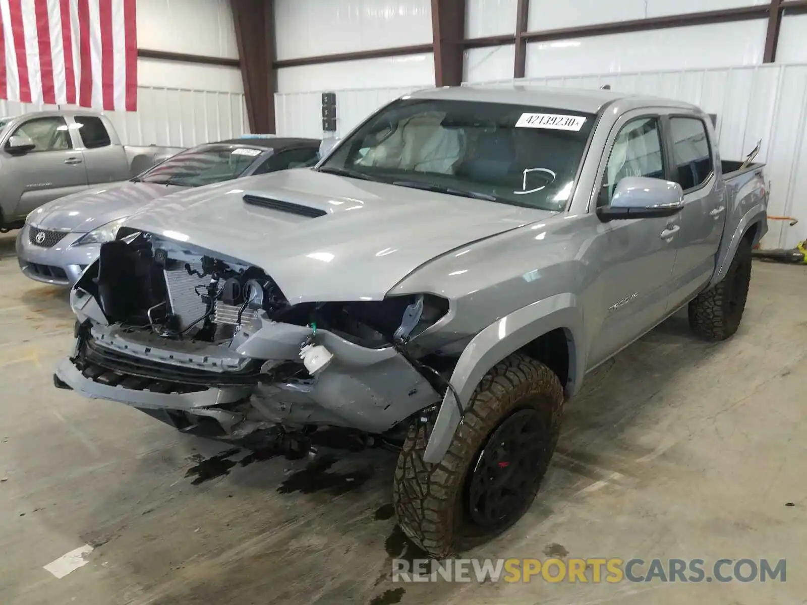 2 Photograph of a damaged car 3TMAZ5CNXLM125295 TOYOTA TACOMA 2020