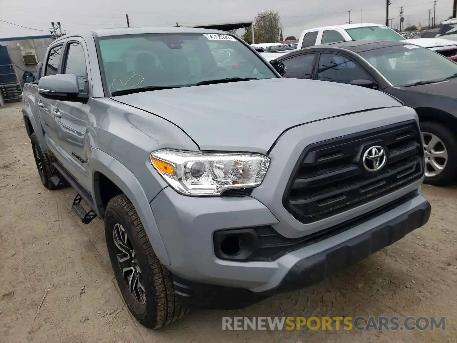 1 Photograph of a damaged car 3TMAZ5CNXLM129296 TOYOTA TACOMA 2020