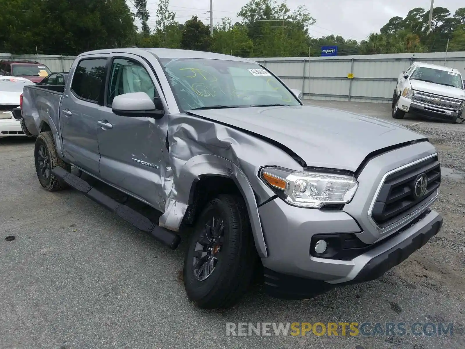 1 Photograph of a damaged car 3TMAZ5CNXLM129590 TOYOTA TACOMA 2020