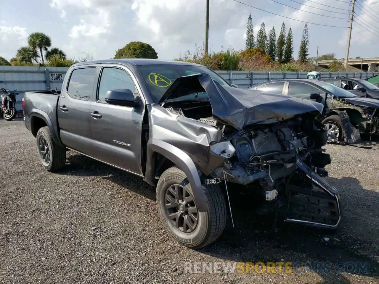 1 Photograph of a damaged car 3TMAZ5CNXLM130156 TOYOTA TACOMA 2020