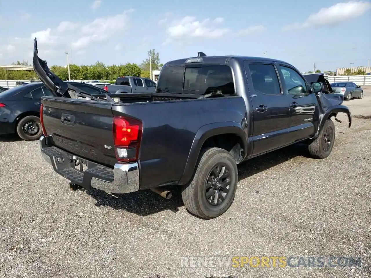 4 Photograph of a damaged car 3TMAZ5CNXLM130156 TOYOTA TACOMA 2020