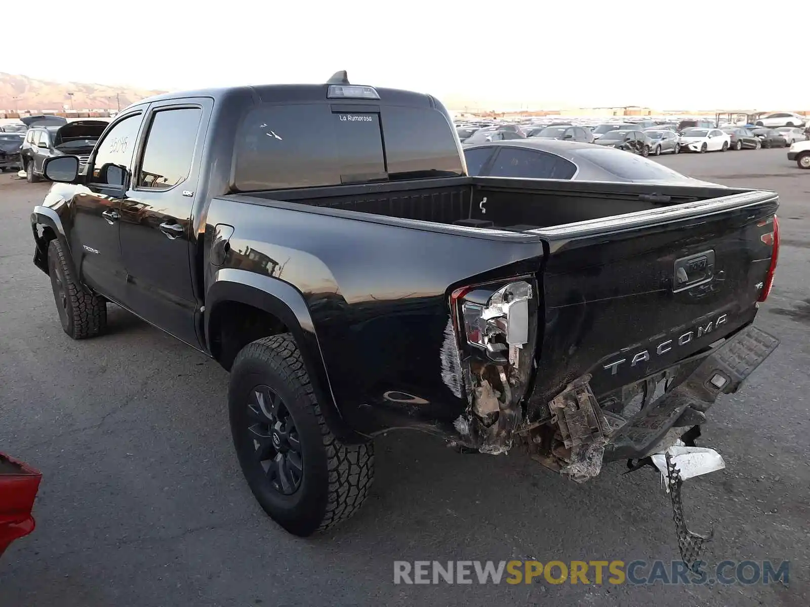 3 Photograph of a damaged car 3TMAZ5CNXLM138306 TOYOTA TACOMA 2020