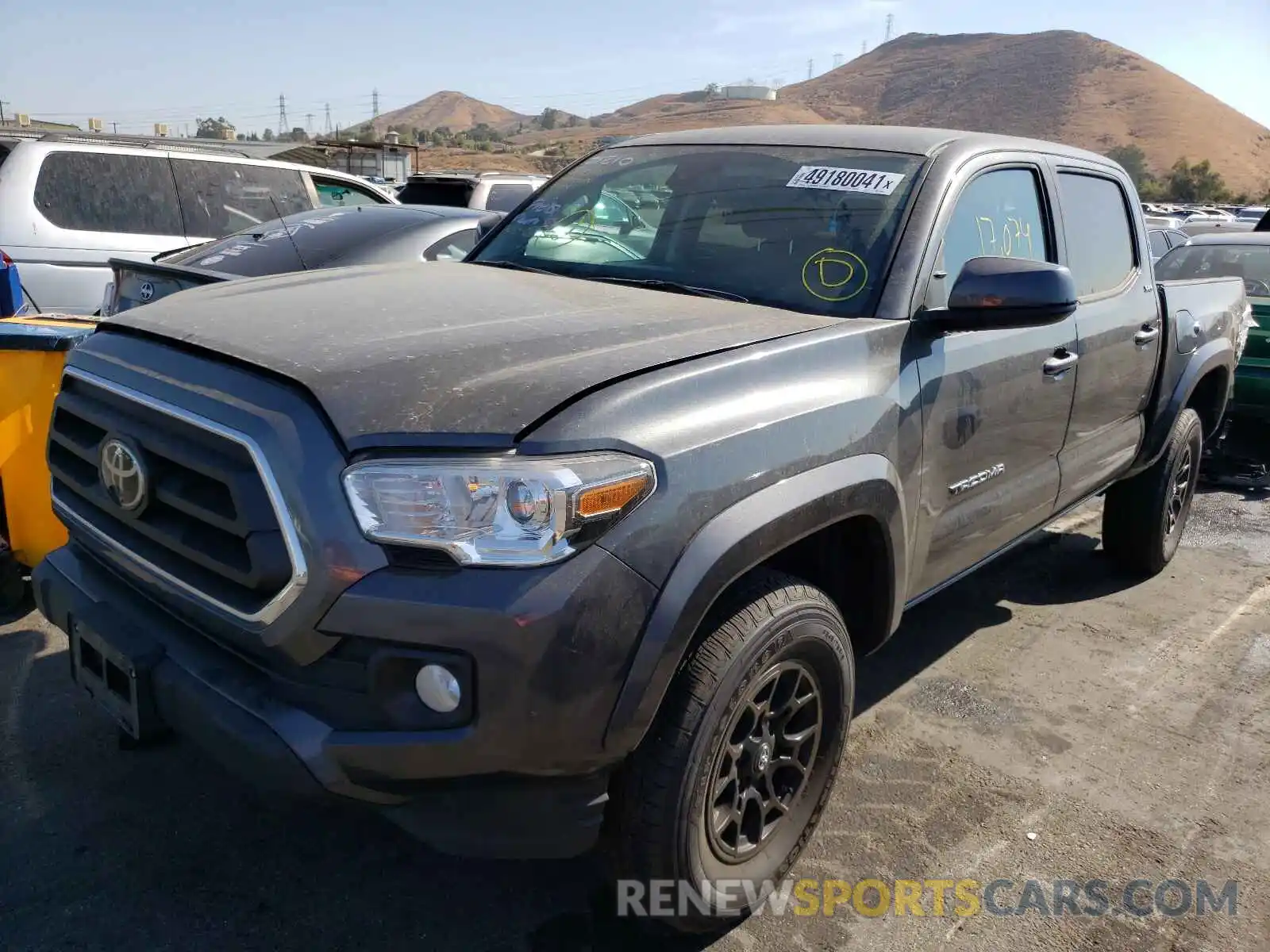 2 Photograph of a damaged car 3TMAZ5CNXLM138483 TOYOTA TACOMA 2020