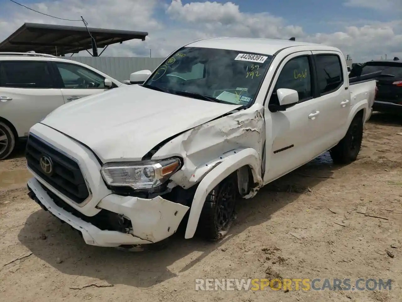 2 Photograph of a damaged car 3TMAZ5CNXLM139892 TOYOTA TACOMA 2020