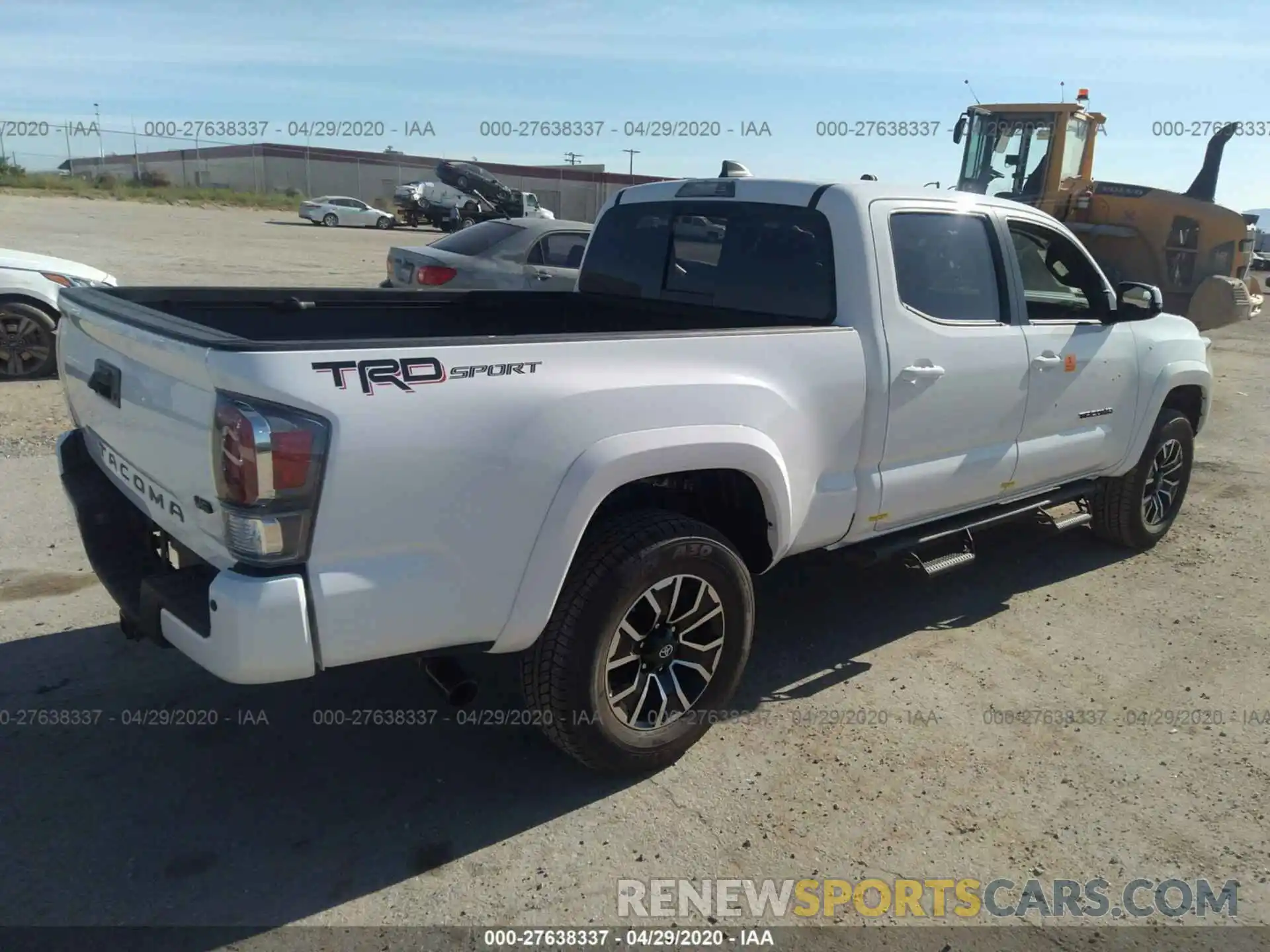 4 Photograph of a damaged car 3TMBZ5DN0LM023622 TOYOTA TACOMA 2020