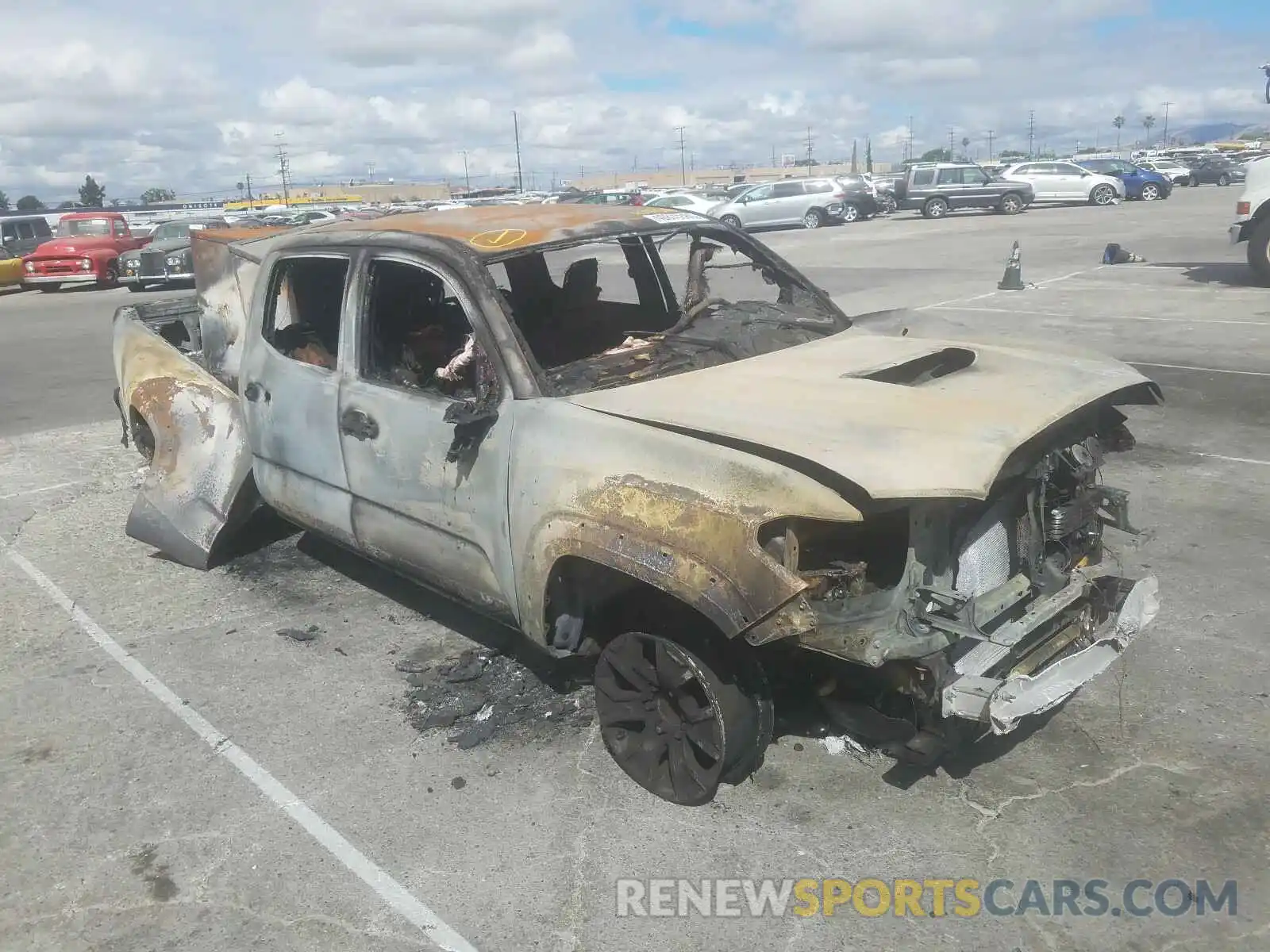 1 Photograph of a damaged car 3TMBZ5DN0LM025497 TOYOTA TACOMA 2020