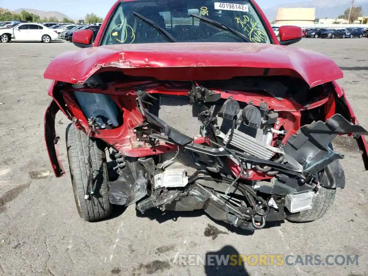 9 Photograph of a damaged car 3TMBZ5DN4LM025664 TOYOTA TACOMA 2020