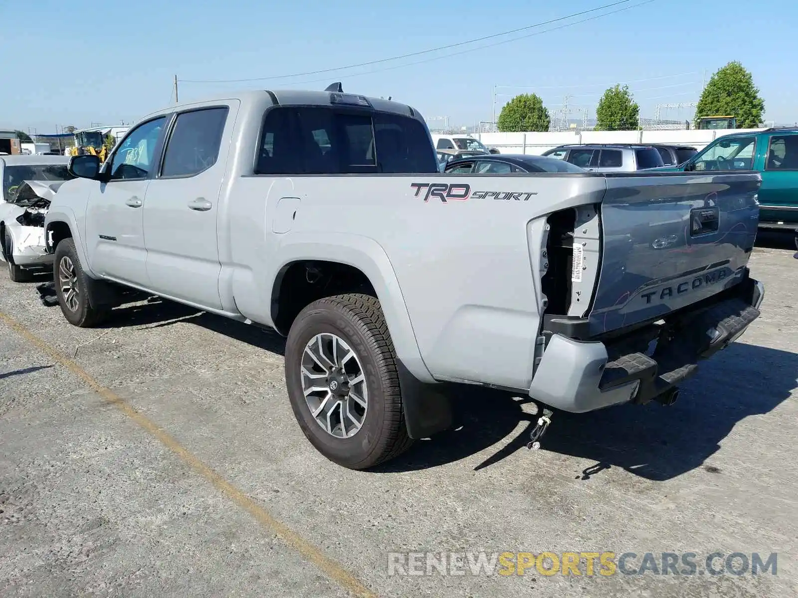 3 Photograph of a damaged car 3TMBZ5DN5LM025124 TOYOTA TACOMA 2020