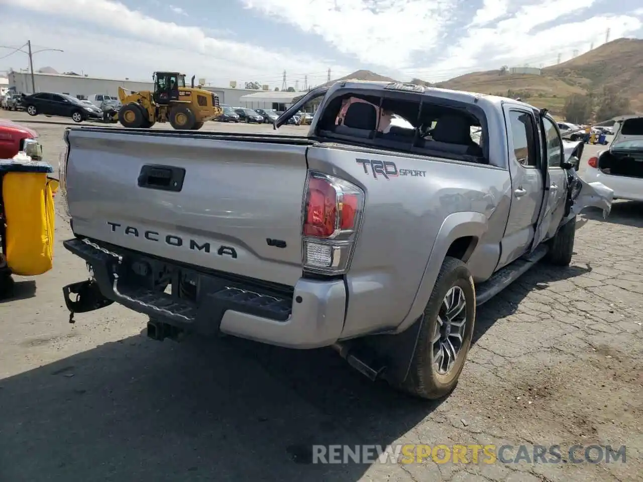 4 Photograph of a damaged car 3TMBZ5DN6LM025259 TOYOTA TACOMA 2020