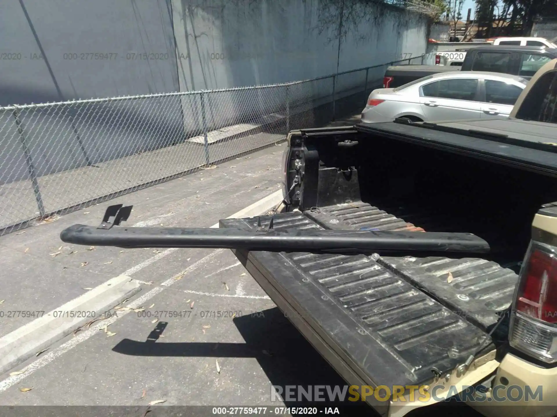 12 Photograph of a damaged car 3TMBZ5DN8LM025117 TOYOTA TACOMA 2020