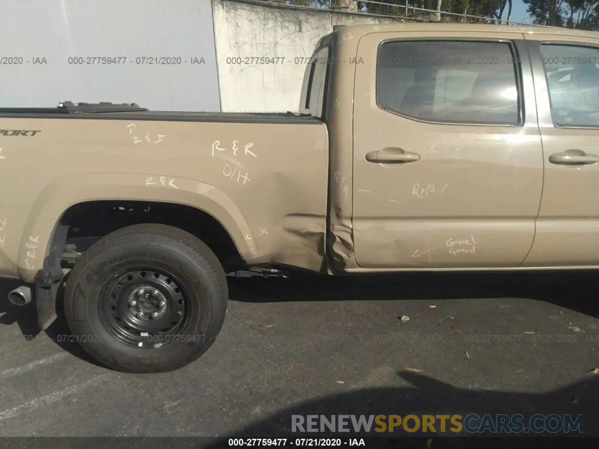 6 Photograph of a damaged car 3TMBZ5DN8LM025117 TOYOTA TACOMA 2020