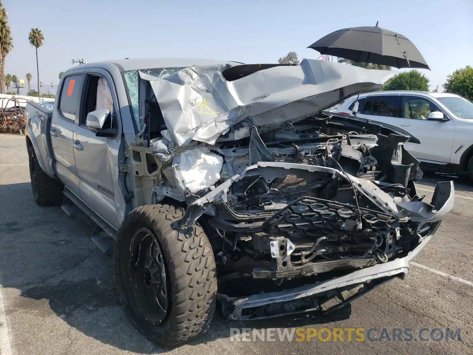 1 Photograph of a damaged car 3TMBZ5DN9LM025546 TOYOTA TACOMA 2020