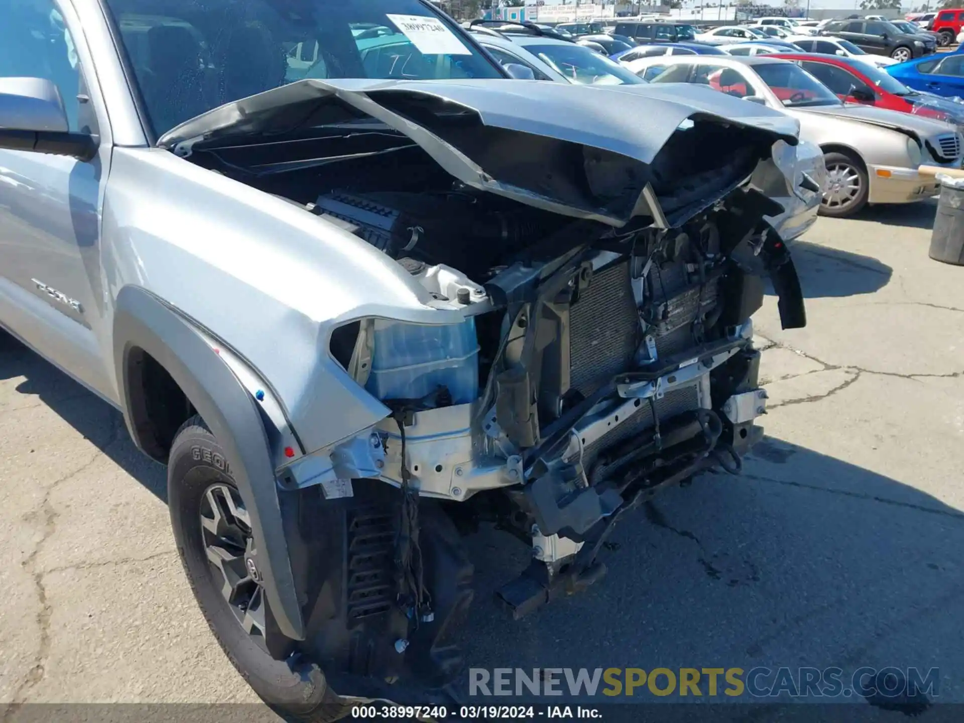 6 Photograph of a damaged car 3TMCZ5AN0LM289988 TOYOTA TACOMA 2020