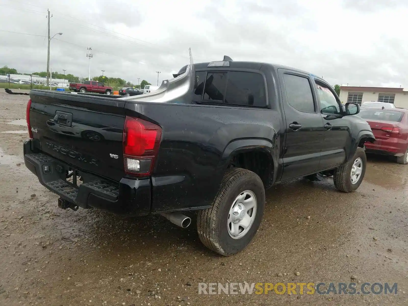 4 Photograph of a damaged car 3TMCZ5AN0LM291353 TOYOTA TACOMA 2020