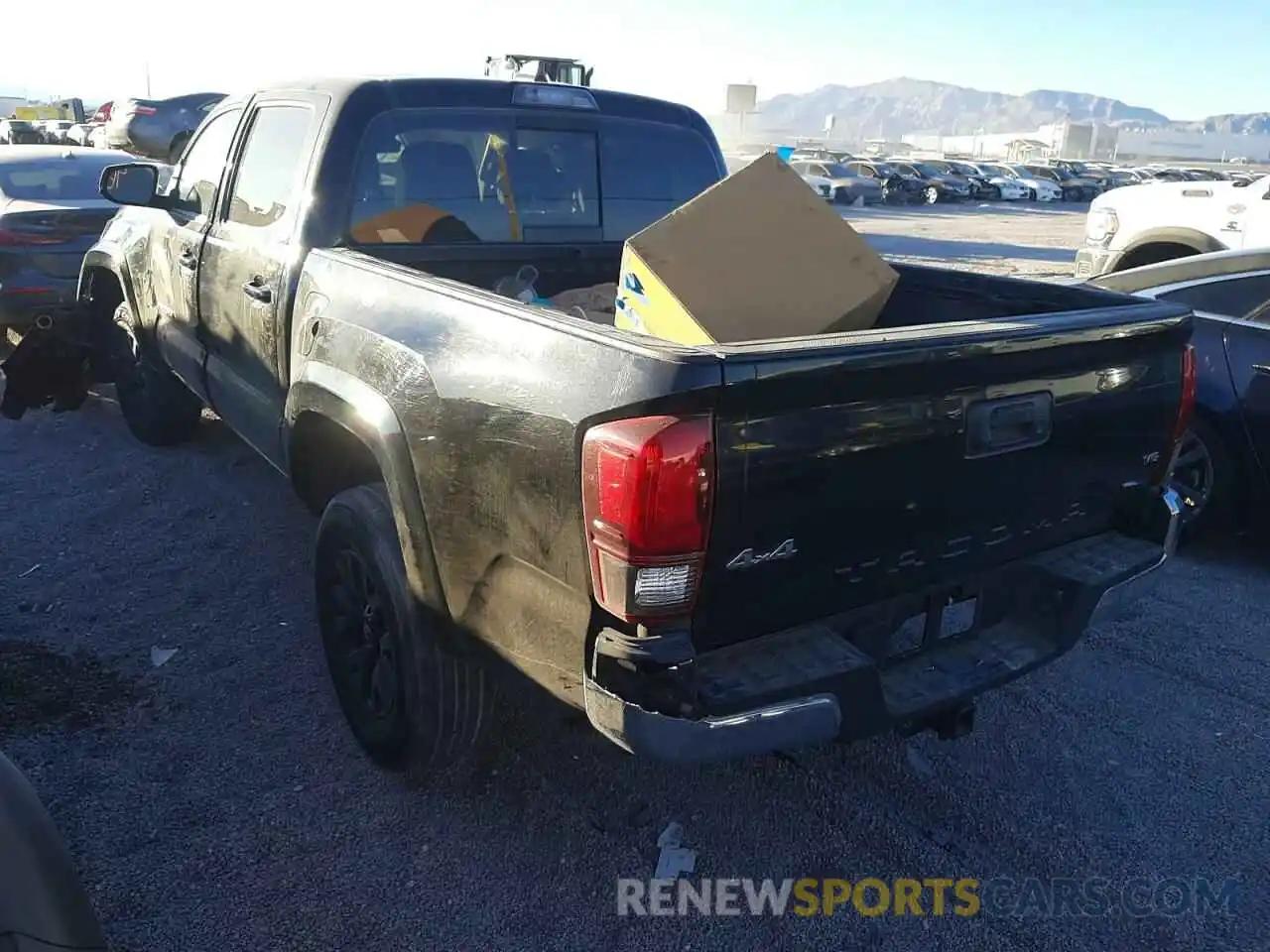 3 Photograph of a damaged car 3TMCZ5AN0LM294818 TOYOTA TACOMA 2020