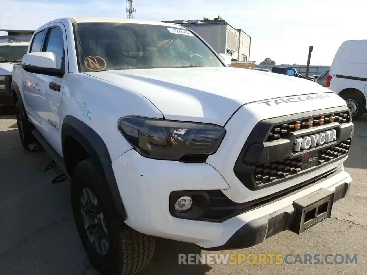 1 Photograph of a damaged car 3TMCZ5AN0LM297489 TOYOTA TACOMA 2020