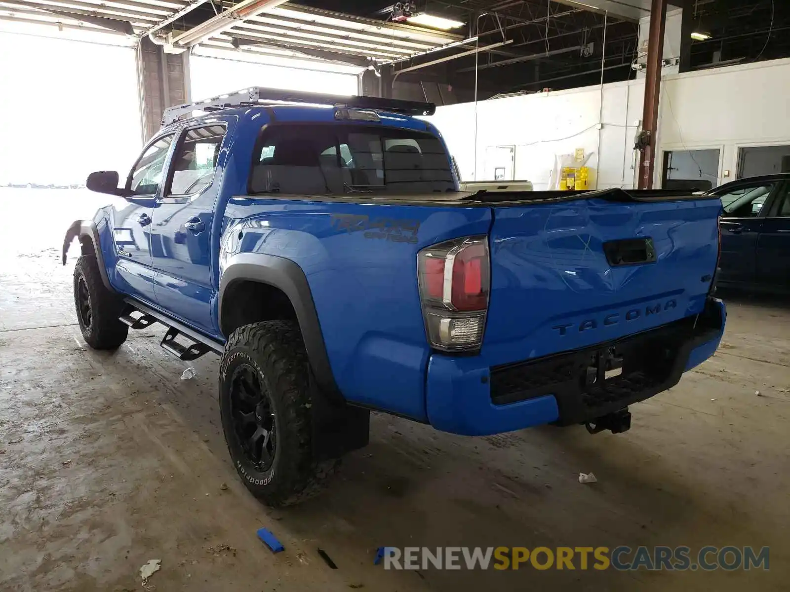 3 Photograph of a damaged car 3TMCZ5AN0LM297718 TOYOTA TACOMA 2020