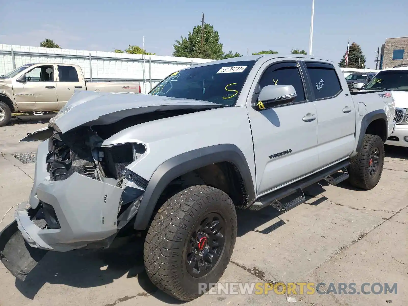 2 Photograph of a damaged car 3TMCZ5AN0LM301976 TOYOTA TACOMA 2020