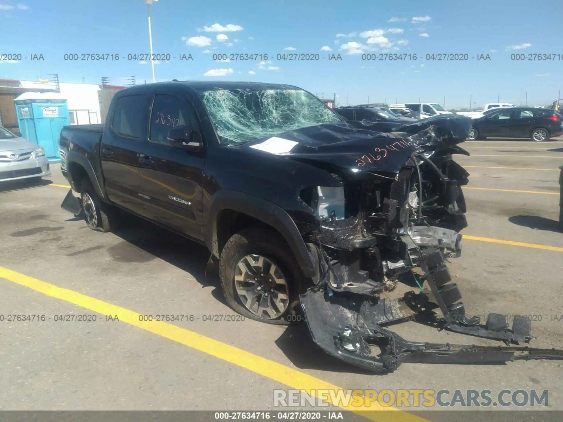 1 Photograph of a damaged car 3TMCZ5AN0LM302531 TOYOTA TACOMA 2020