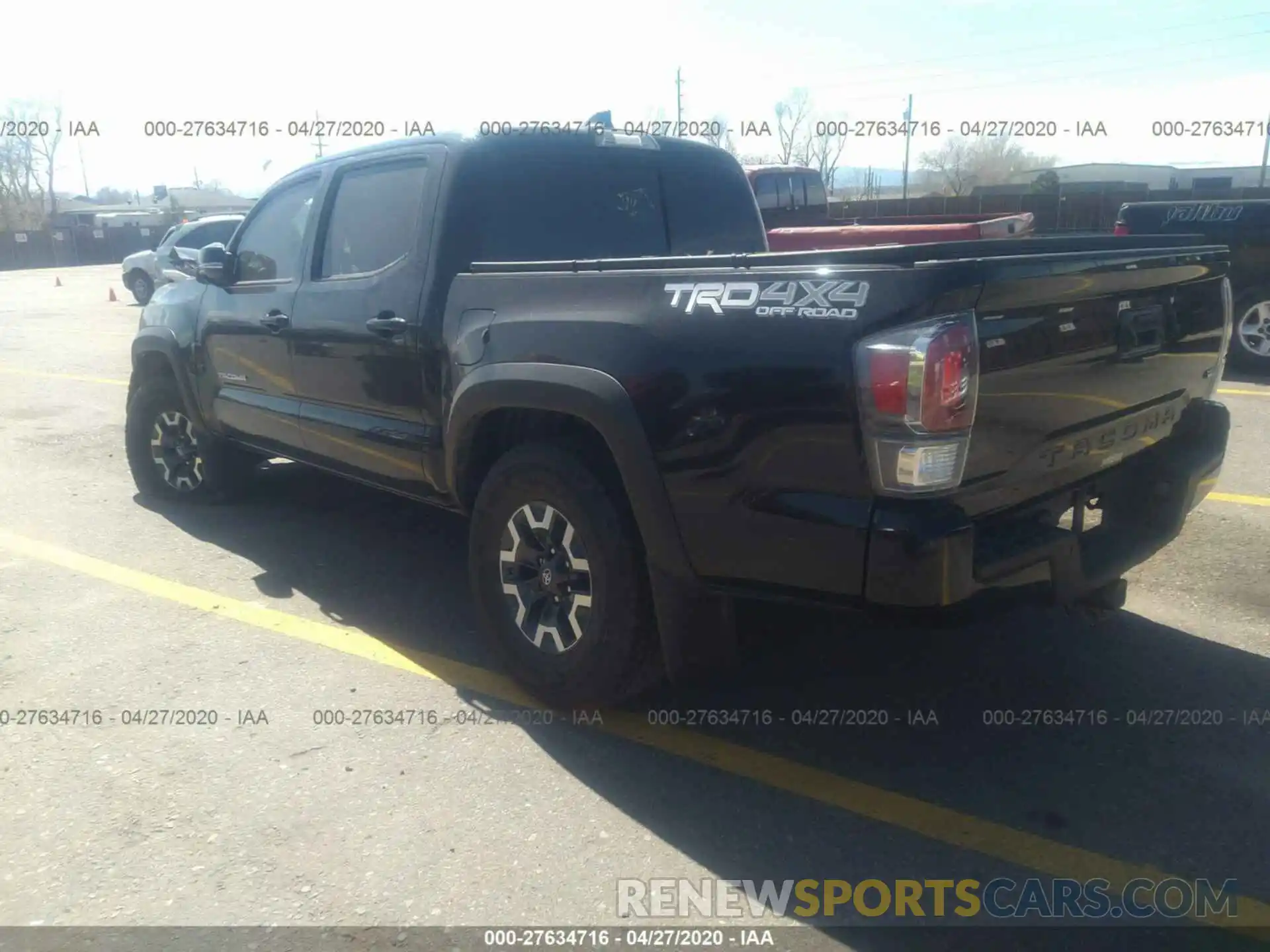 3 Photograph of a damaged car 3TMCZ5AN0LM302531 TOYOTA TACOMA 2020