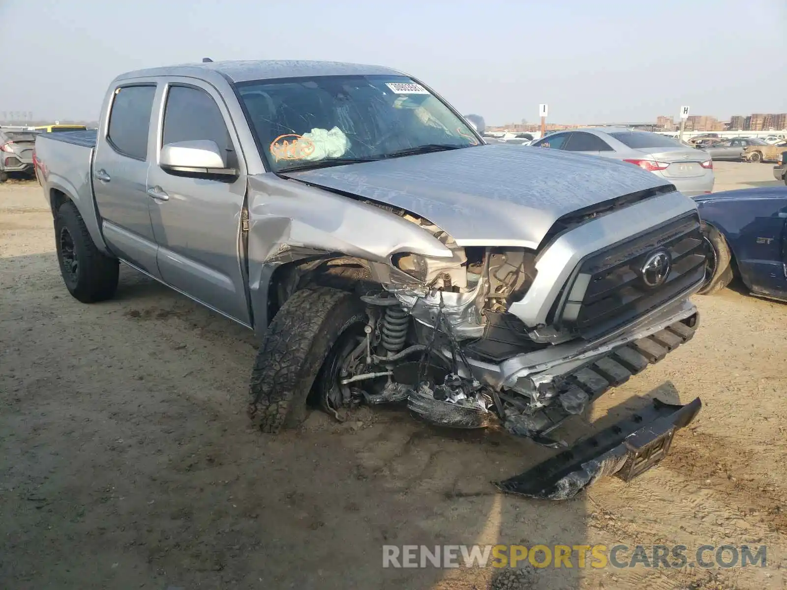 1 Photograph of a damaged car 3TMCZ5AN0LM303520 TOYOTA TACOMA 2020