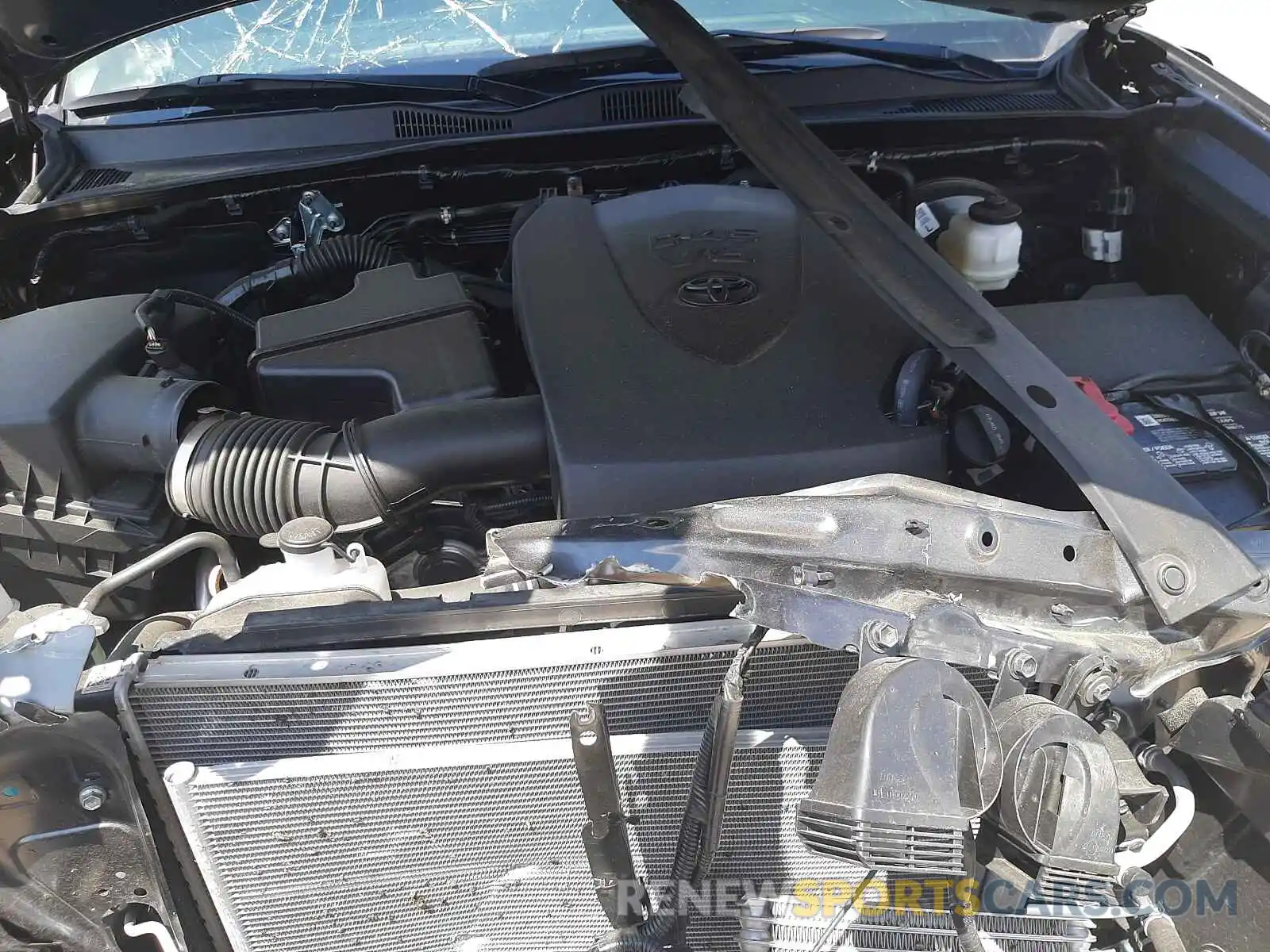 7 Photograph of a damaged car 3TMCZ5AN0LM304053 TOYOTA TACOMA 2020