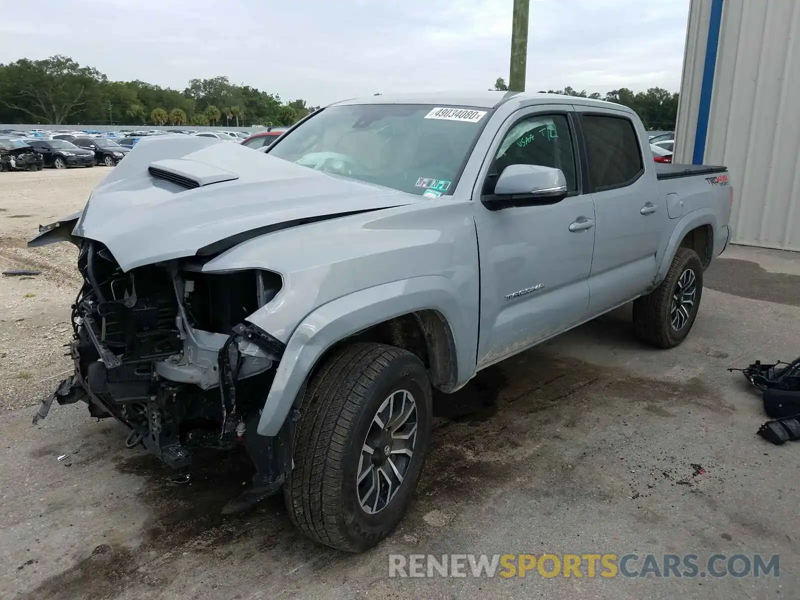 2 Photograph of a damaged car 3TMCZ5AN0LM312881 TOYOTA TACOMA 2020