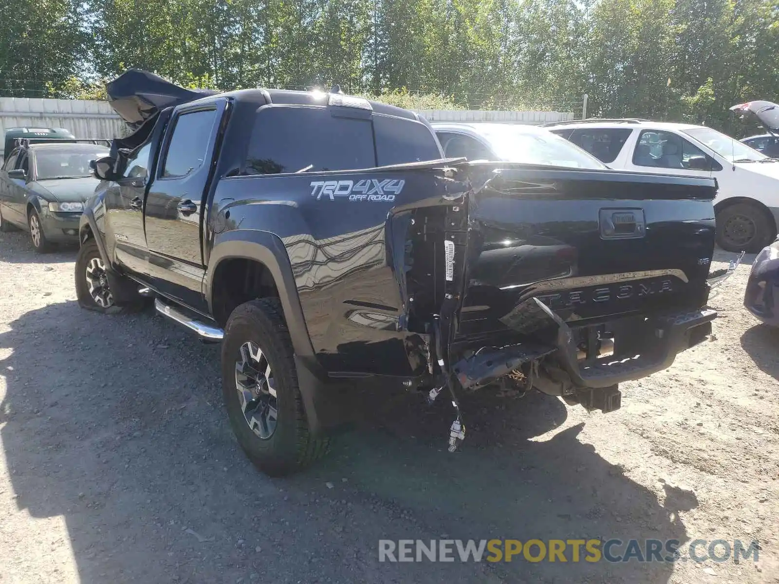 3 Photograph of a damaged car 3TMCZ5AN0LM314422 TOYOTA TACOMA 2020