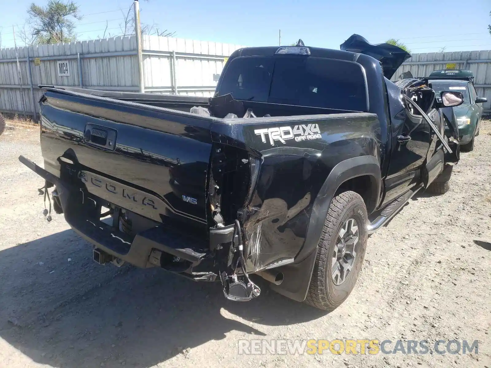 4 Photograph of a damaged car 3TMCZ5AN0LM314422 TOYOTA TACOMA 2020