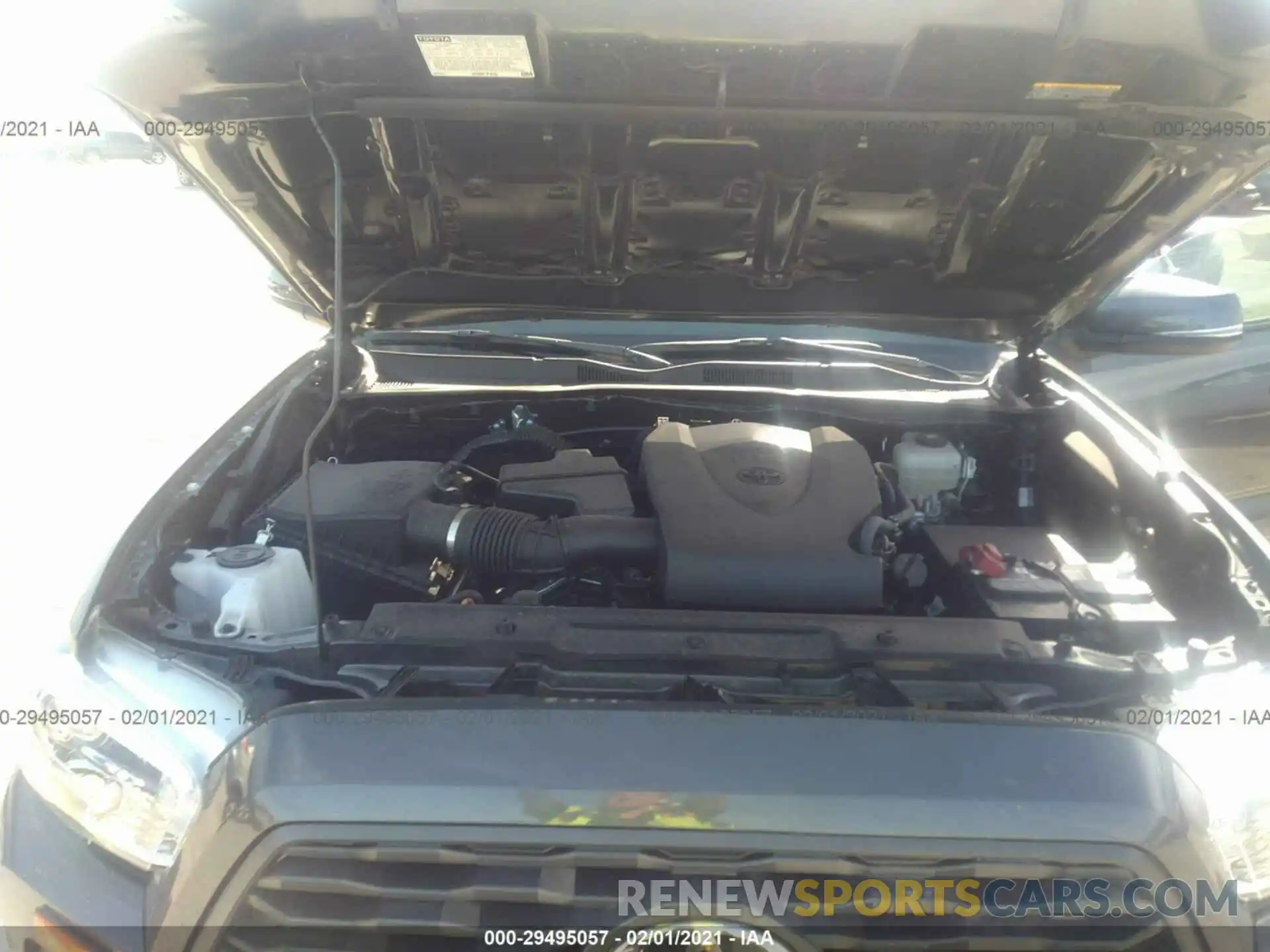 10 Photograph of a damaged car 3TMCZ5AN0LM315540 TOYOTA TACOMA 2020