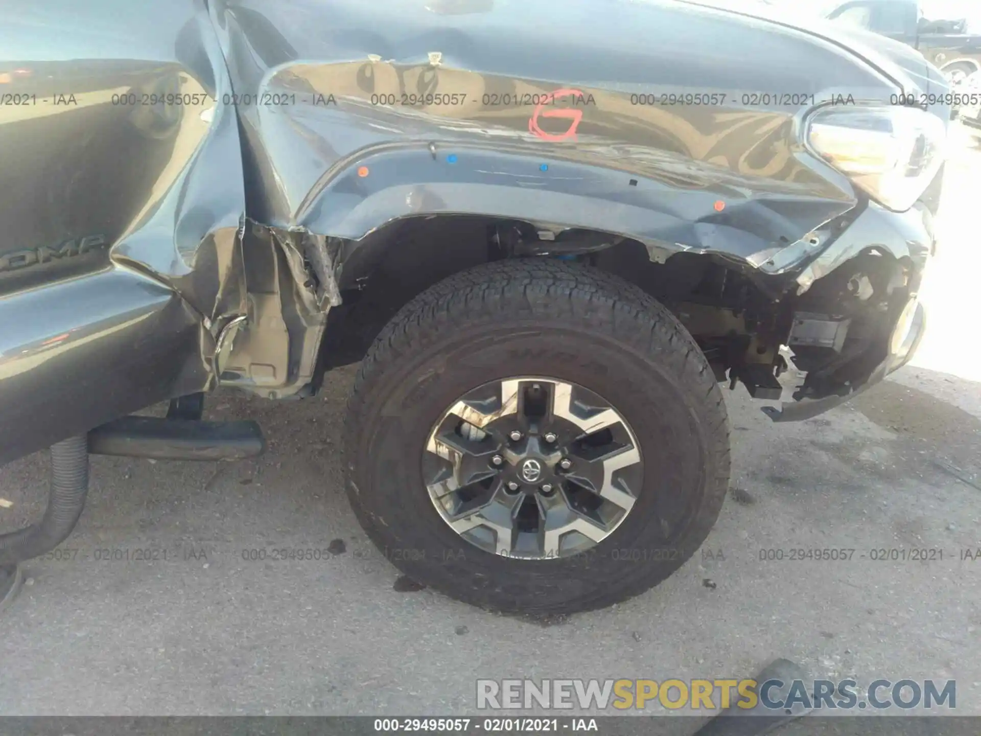 14 Photograph of a damaged car 3TMCZ5AN0LM315540 TOYOTA TACOMA 2020