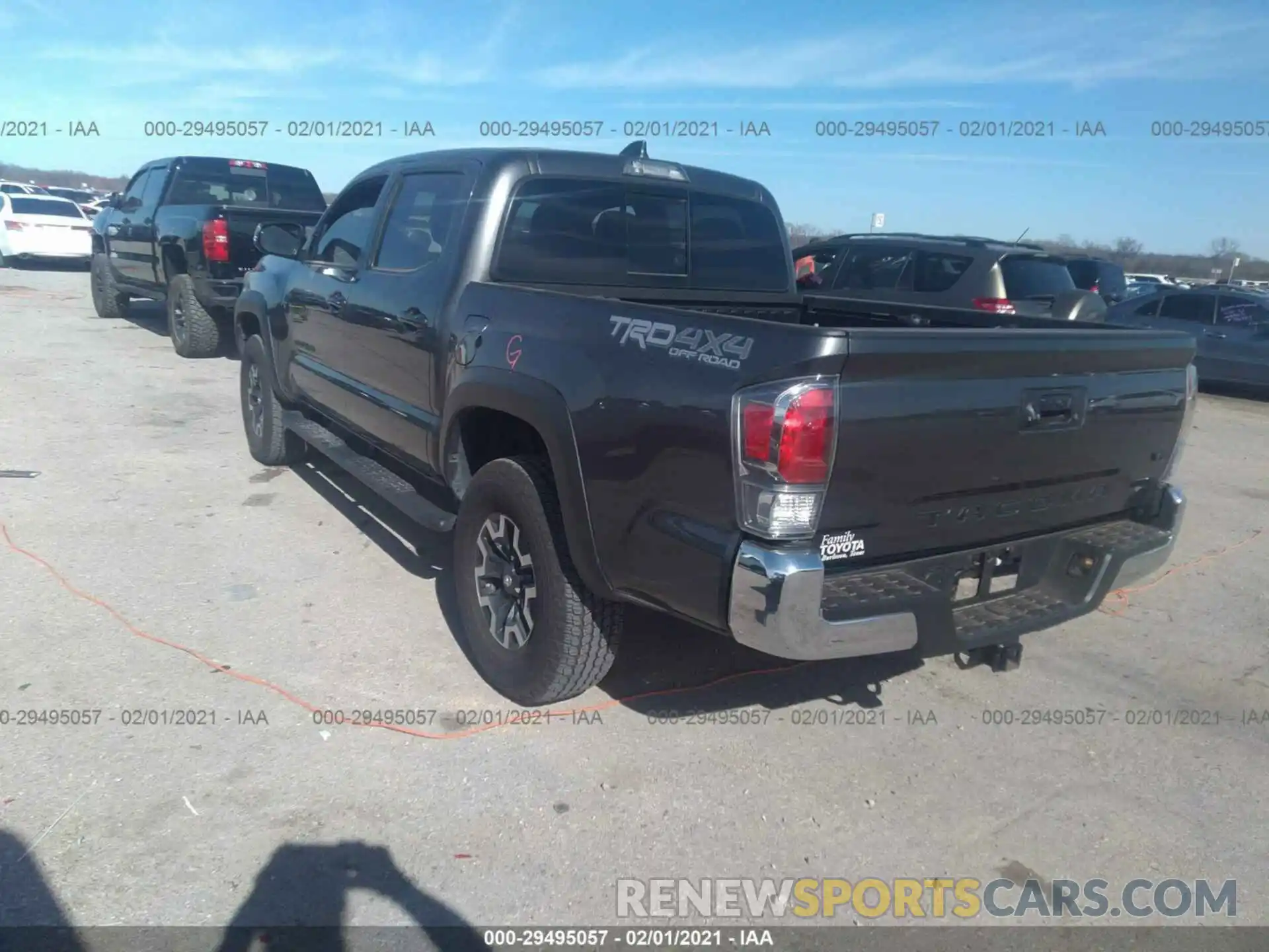 3 Photograph of a damaged car 3TMCZ5AN0LM315540 TOYOTA TACOMA 2020