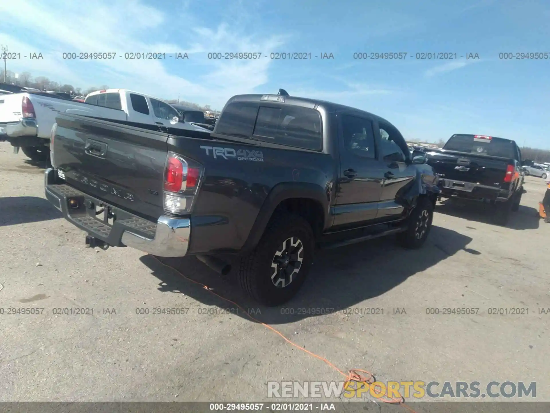 4 Photograph of a damaged car 3TMCZ5AN0LM315540 TOYOTA TACOMA 2020