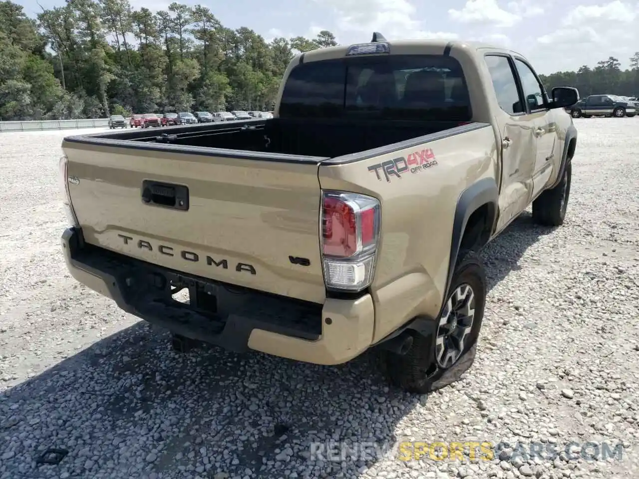 4 Photograph of a damaged car 3TMCZ5AN0LM318969 TOYOTA TACOMA 2020