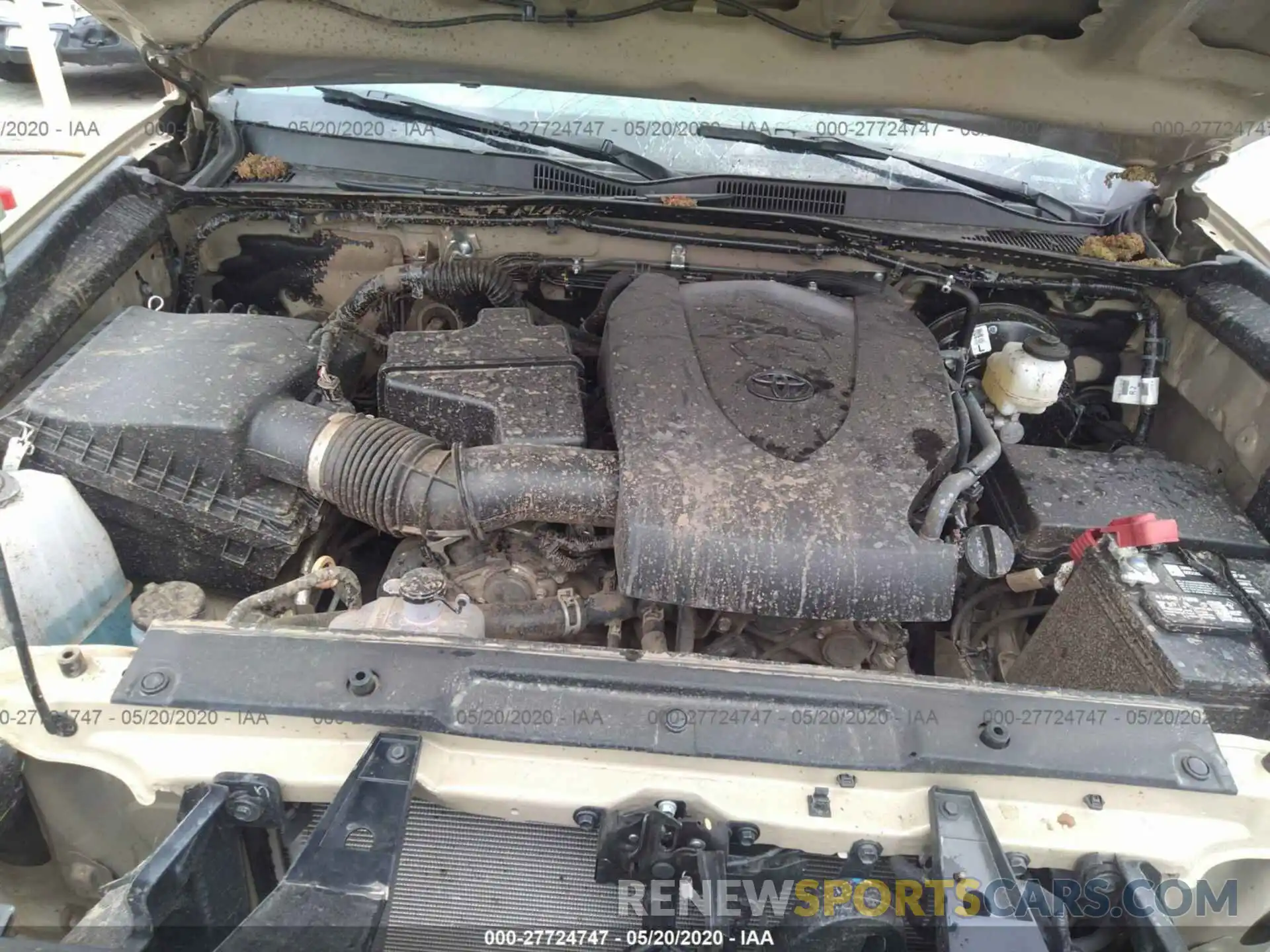 10 Photograph of a damaged car 3TMCZ5AN0LM319412 TOYOTA TACOMA 2020