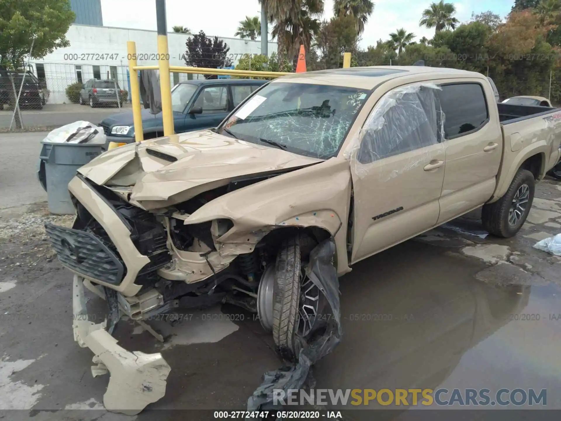 2 Photograph of a damaged car 3TMCZ5AN0LM319412 TOYOTA TACOMA 2020