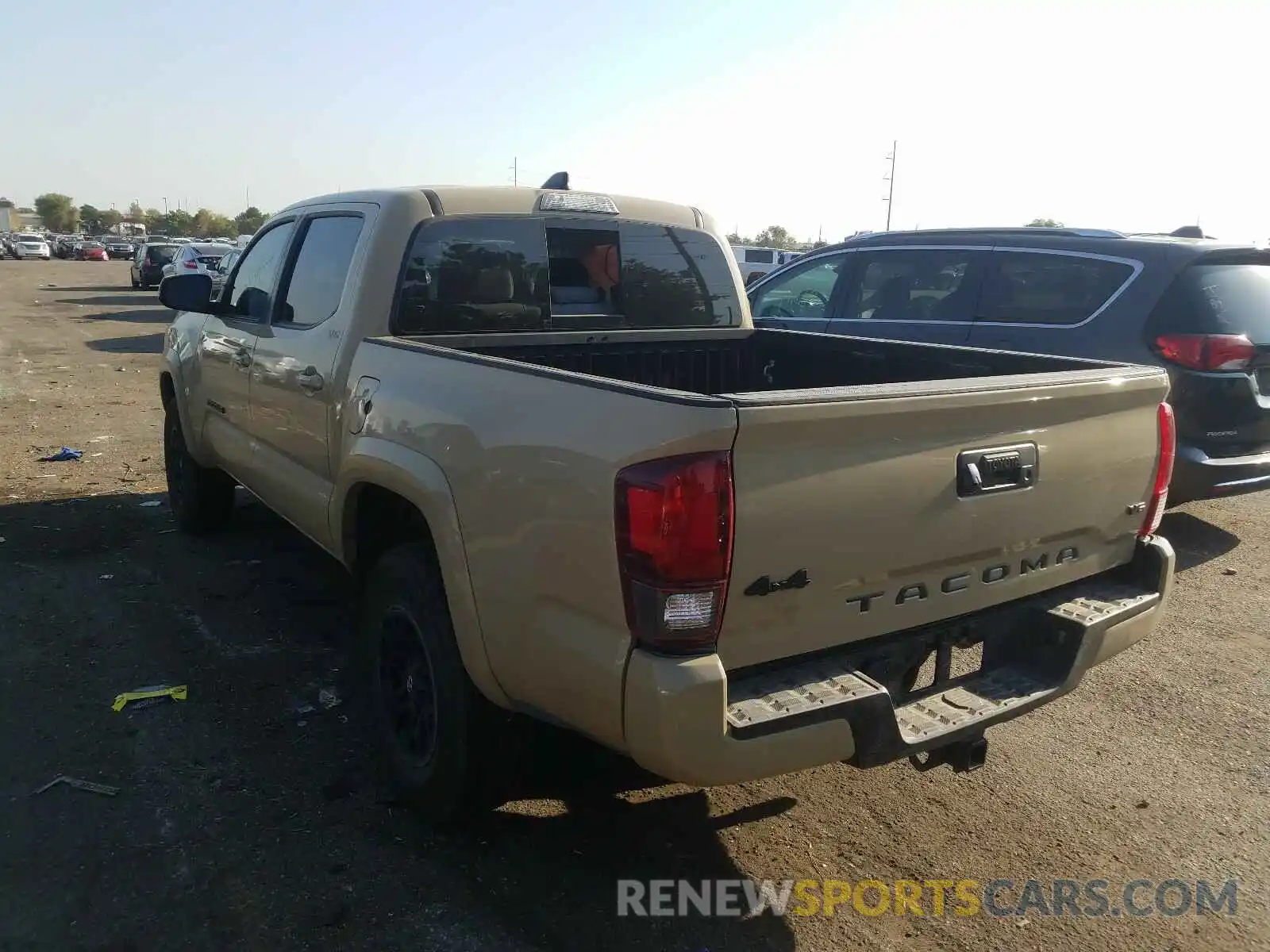 3 Photograph of a damaged car 3TMCZ5AN0LM322990 TOYOTA TACOMA 2020