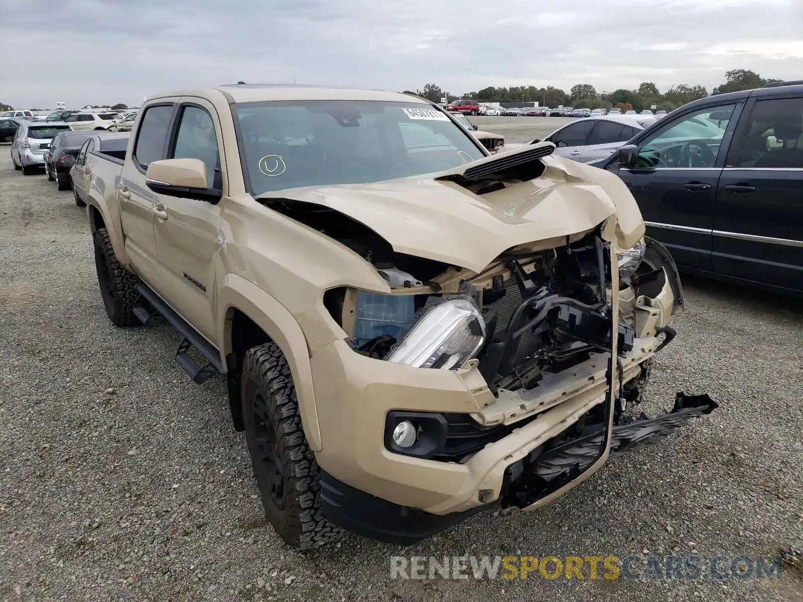 1 Photograph of a damaged car 3TMCZ5AN0LM324674 TOYOTA TACOMA 2020