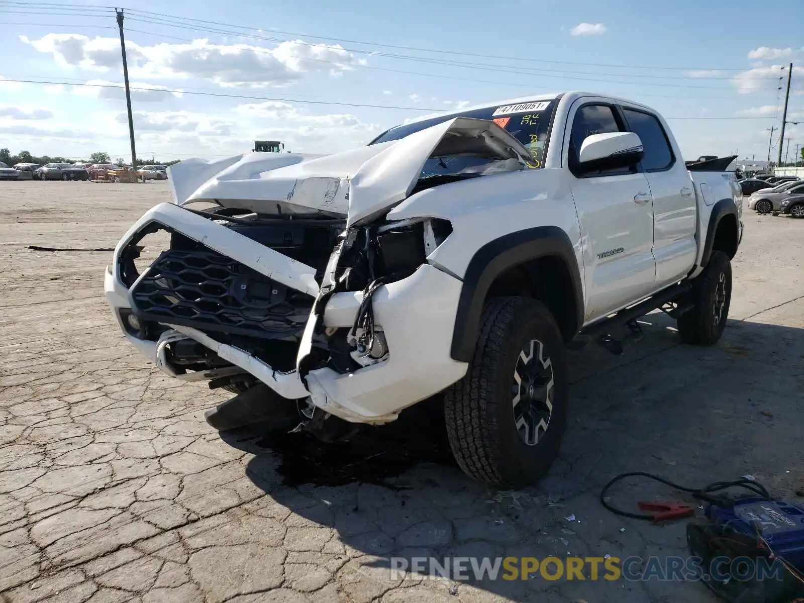 2 Photograph of a damaged car 3TMCZ5AN0LM326456 TOYOTA TACOMA 2020