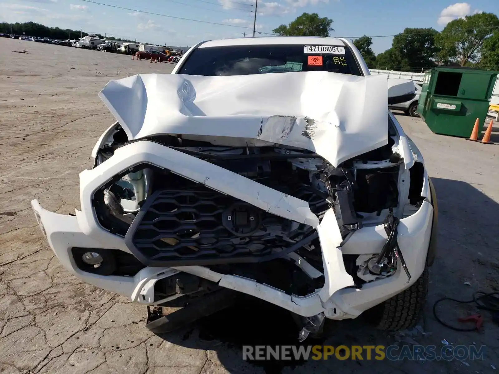 9 Photograph of a damaged car 3TMCZ5AN0LM326456 TOYOTA TACOMA 2020