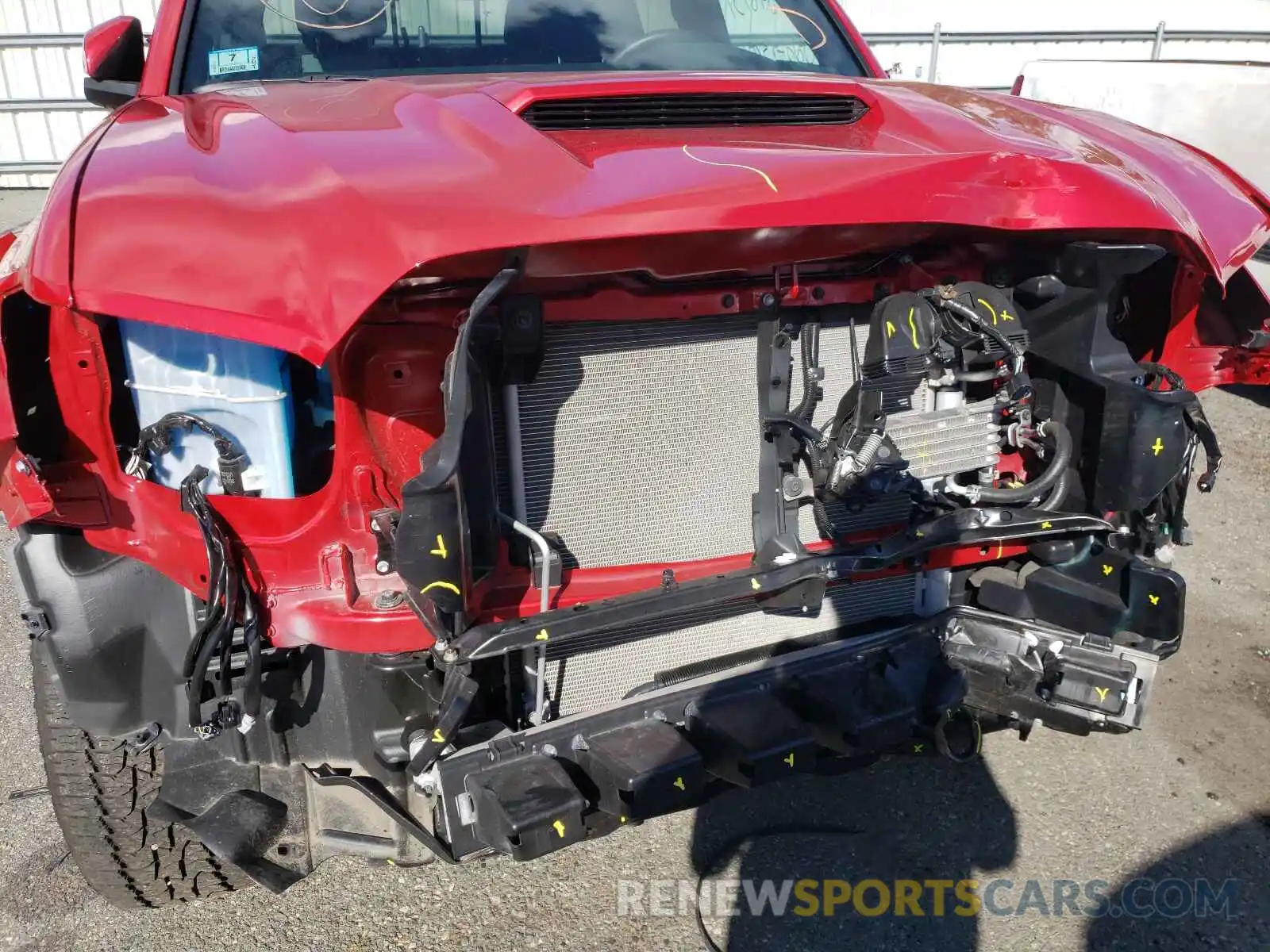 9 Photograph of a damaged car 3TMCZ5AN0LM328076 TOYOTA TACOMA 2020