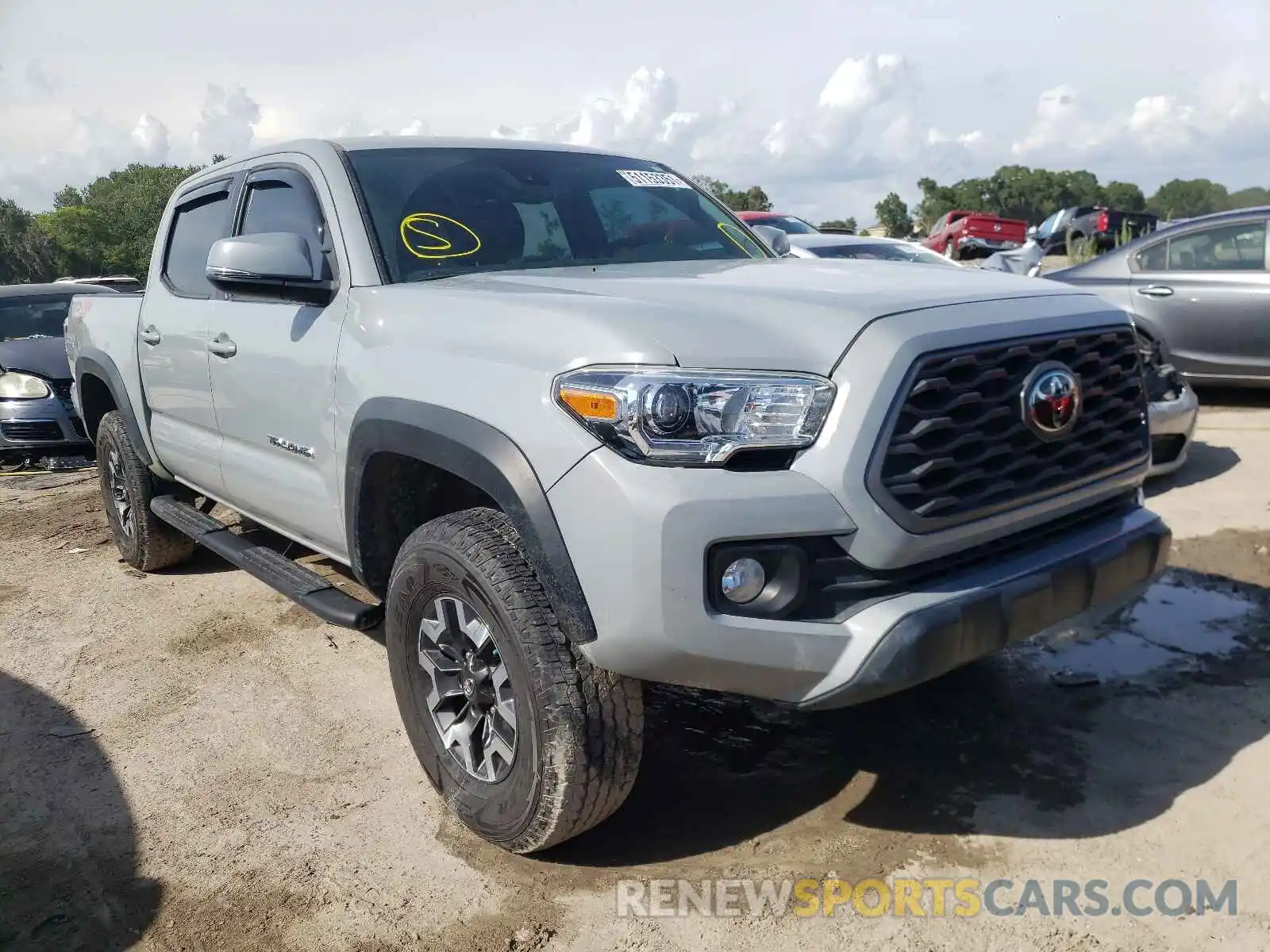 1 Photograph of a damaged car 3TMCZ5AN0LM332337 TOYOTA TACOMA 2020