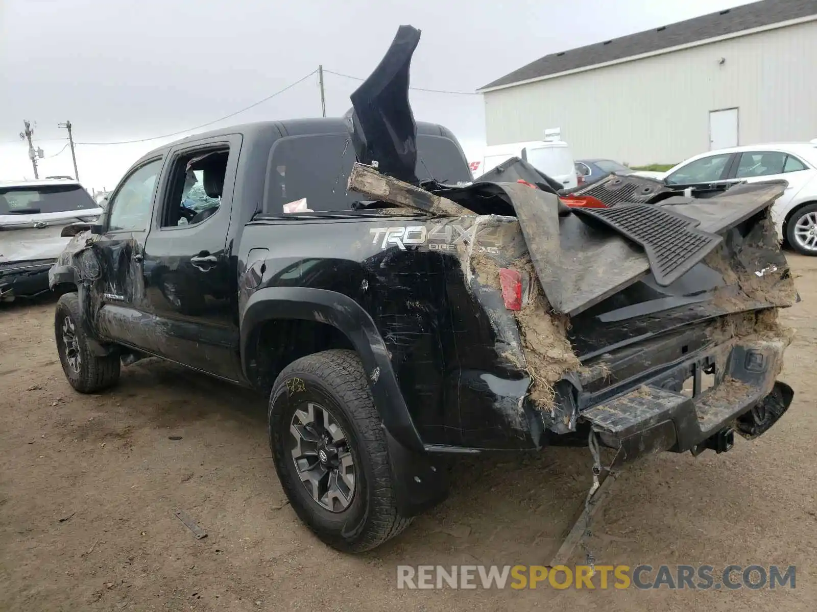 3 Photograph of a damaged car 3TMCZ5AN0LM335254 TOYOTA TACOMA 2020